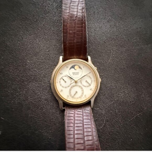 Seiko Gold Tone Moonphase Chronograph Leather Dress Watch - Picture 3 of 7